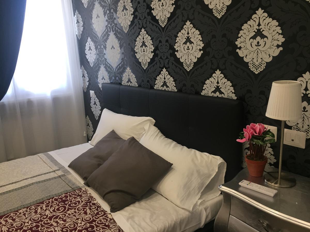 Suite Colosseo Apt. Roma Exterior foto